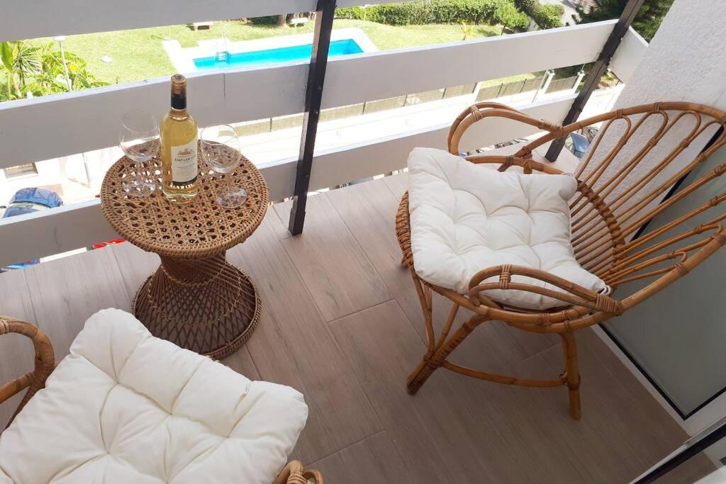 Modern Studio Near Beach. Sea, Pool And Wi-Fi 베날마데나코스타 외부 사진