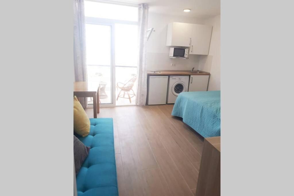 Modern Studio Near Beach. Sea, Pool And Wi-Fi 베날마데나코스타 외부 사진